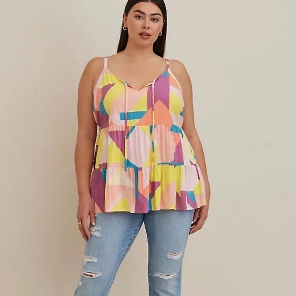 Torrid Challis Tiered Tie-Front Cami Bright Geometric Print 0X - Picture 2 of 13